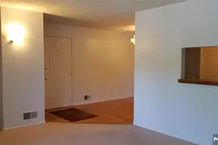 1138 Sycamore Ln, Mahwah, NJ 07430 - Photo 3