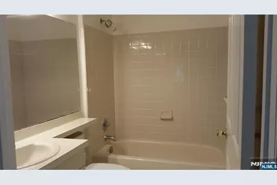1138 Sycamore Lane, Mahwah, NJ 07430 - Photo 5