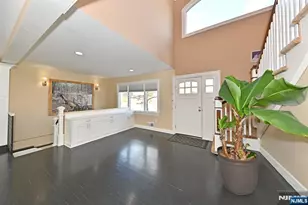 2604 Cleveland Ave, Washington Township, NJ 07676 - Photo 3