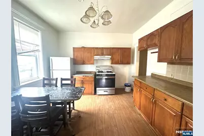 218 Main Street, Ridgefield Park, NJ 07660 - Photo 3