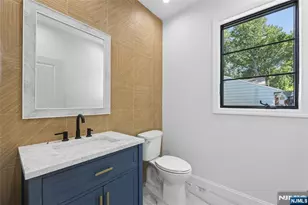 532 Hobart Rd, Paramus, NJ 07652 - Photo 9