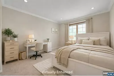 44 W Midland Avenue, Paramus, NJ 07652 - Photo 17