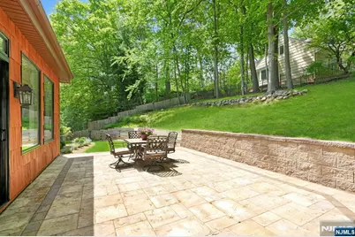 610 Monroe Street, Ridgewood, NJ 07450 - Photo 29