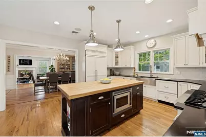 512 Spring Avenue, Ridgewood, NJ 07450 - Photo 15