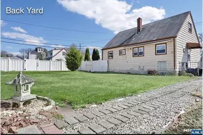 64 Chestnut Street, Belleville, NJ 07109 - Photo 15