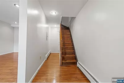 800 Ocean Avenue 1 #1, Jersey City, NJ 07304 - Photo 27
