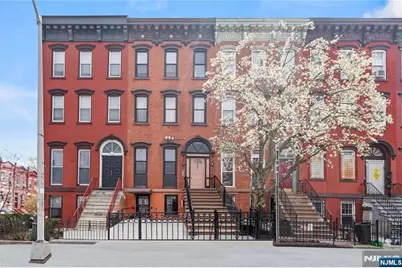800 Ocean Avenue 1 #1, Jersey City, NJ 07304 - Photo 1