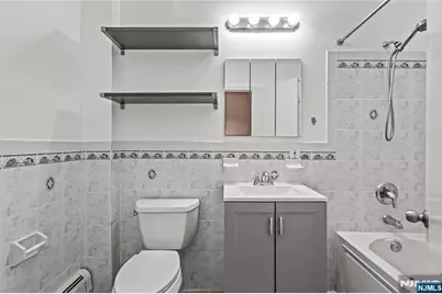 800 Ocean Avenue 1 #1, Jersey City, NJ 07304 - Photo 35