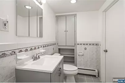 800 Ocean Avenue 1 #1, Jersey City, NJ 07304 - Photo 25