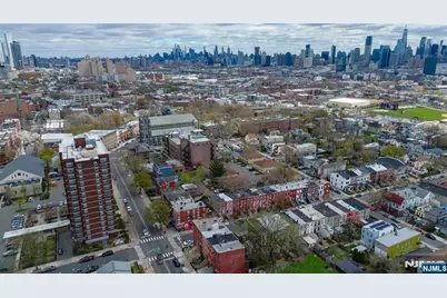 800 Ocean Avenue 1 #1, Jersey City, NJ 07304 - Photo 49