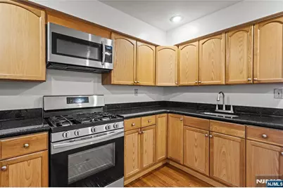 800 Ocean Avenue 1 #1, Jersey City, NJ 07304 - Photo 13