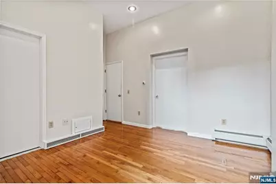 800 Ocean Avenue 1 #1, Jersey City, NJ 07304 - Photo 39