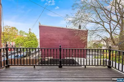 800 Ocean Avenue 1 #1, Jersey City, NJ 07304 - Photo 47