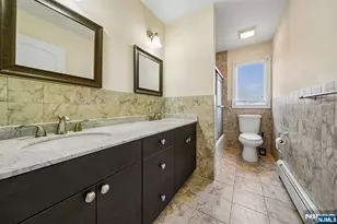 229 E Columbia B, Palisades Park, NJ 07650 - Photo 25
