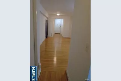 3021 Edwin Avenue 4B #4B, Fort Lee, NJ 07024 - Photo 3