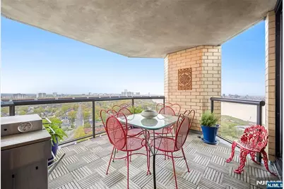 900 Palisade Avenue Ph-2405 #PH-2405, Fort Lee, NJ 07024 - Photo 29