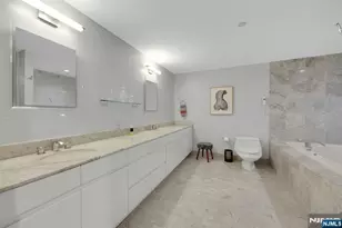900 Palisade Ave Ph-2405, Fort Lee, NJ 07024 - Photo 35