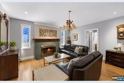 290 Dunkerhook Road, Paramus, NJ 07652 - Photo 7