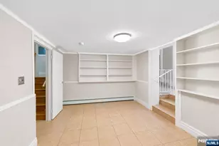 290 Dunkerhook Rd, Paramus, NJ 07652 - Photo 39