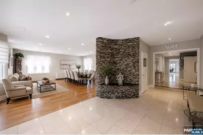 290 Dunkerhook Road, Paramus, NJ 07652 - Photo 5