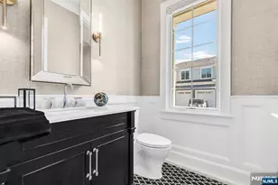 22 Gabriel Ct 22, Paramus, NJ 07652 - Photo 15