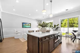 22 Gabriel Ct 22, Paramus, NJ 07652 - Photo 11