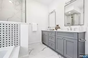 22 Gabriel Ct 22, Paramus, NJ 07652 - Photo 23