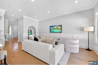 22 Gabriel Court 22 #22, Paramus, NJ 07652 - Photo 7