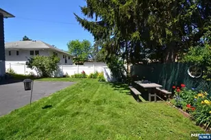 60 Scoles Ave, Clifton, NJ 07012 - Photo 3