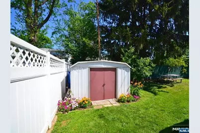 60 Scoles Avenue, Clifton, NJ 07012 - Photo 5
