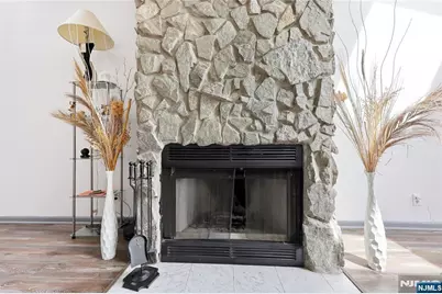 52 Adams Terrace, Clifton, NJ 07013 - Photo 3