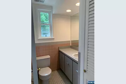 73 E Gouverneur Avenue, Rutherford, NJ 07070 - Photo 13