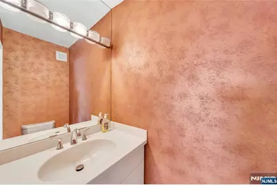 1530 Palisade Avenue 27K #27K, Fort Lee, NJ 07024 - Photo 15