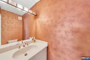 1530 Palisade Ave 27K, Fort Lee, NJ 07024 - Photo 15