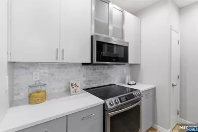 26 Ave At Port Imperial 417 #417, West New York, NJ 07093 - Photo 3