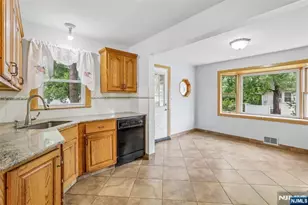215 Henley Ave, New Milford, NJ 07646 - Photo 11