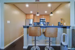 33 Markham Circle 91, Englewood, NJ 07631 - Photo 11