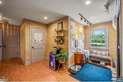365 Franklin Avenue 202 #202, Wyckoff Township, NJ 07481 - Photo 5