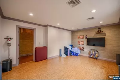 365 Franklin Avenue 202 #202, Wyckoff Township, NJ 07481 - Photo 15
