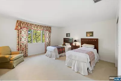 134 Fisher Road, Mahwah, NJ 07430 - Photo 17