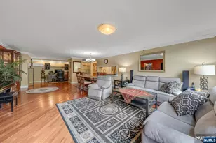 100 Old Palisade Road 917, Fort Lee, NJ 07024 - Photo 9