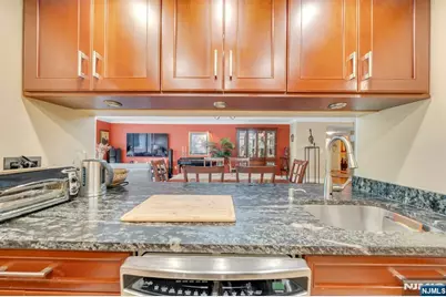 100 Old Palisade Road 917 #917, Fort Lee, NJ 07024 - Photo 17
