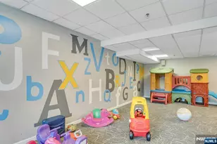 100 Old Palisade Road 917, Fort Lee, NJ 07024 - Photo 29