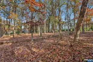 212 Seminole Ln, Franklin Lakes, NJ 07417 - Photo 9