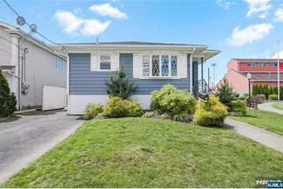 112 Garibaldi Avenue, Lodi, NJ 07644 - Photo 27