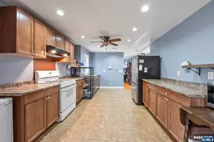 631 Montview Pl, River Vale Township, NJ 07675 - Photo 13