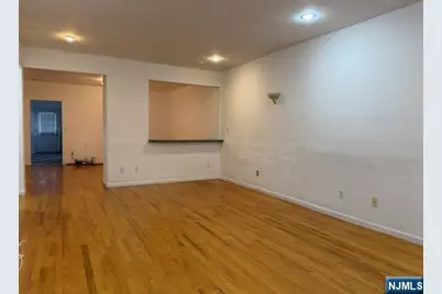 312 Centre Avenue 1 #1, Secaucus, NJ 07094 - Photo 3