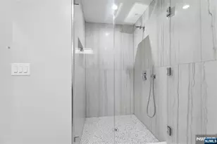 31 Engleside St, Cresskill, NJ 07626 - Photo 37