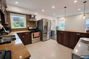 103 E Cedar Ln, Teaneck Township, NJ 07666 - Photo 5