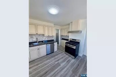 7 Franklin Avenue 5 &amp; 6 #5 &amp; 6, Harrison, NJ 07029 - Photo 3